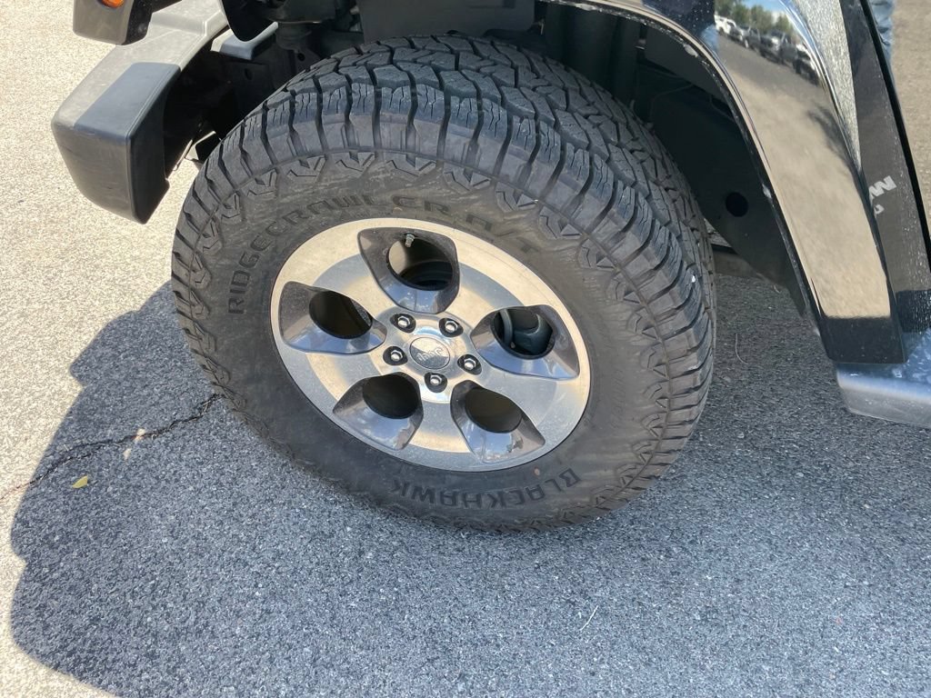2017 Jeep Wrangler Unlimited Sahara - Photo 11