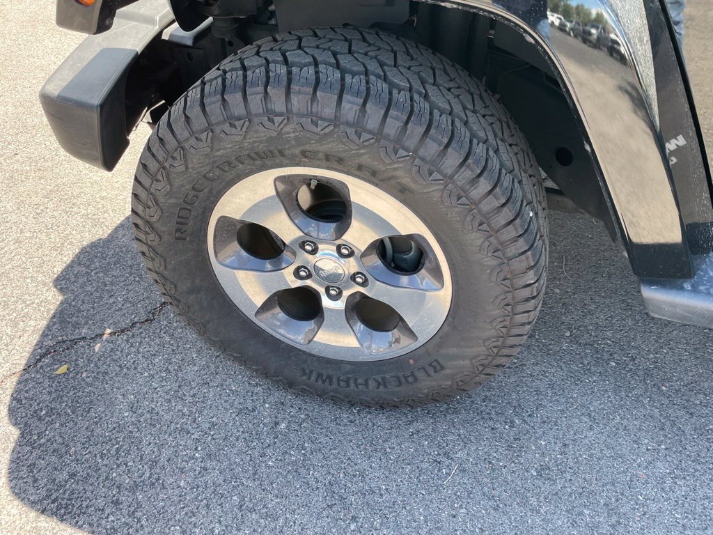 2017 Jeep Wrangler Unlimited Sahara - Photo 11