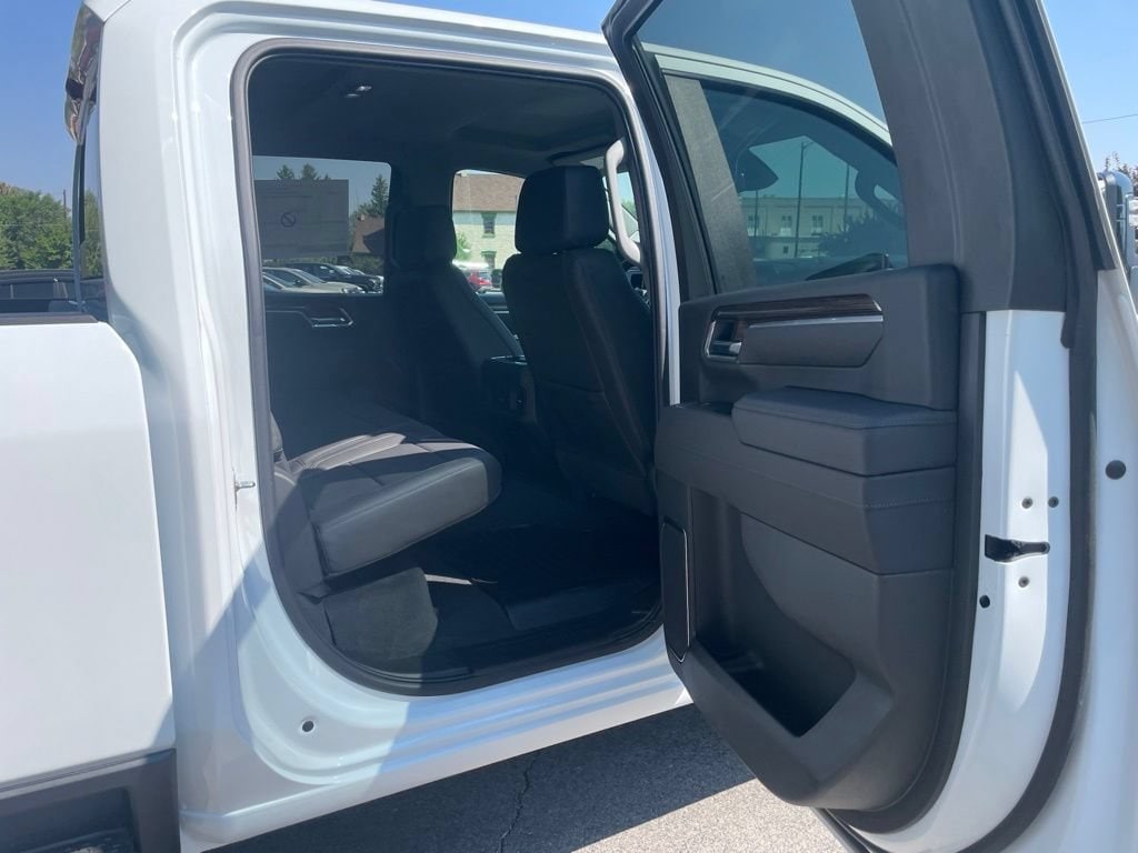 2026 Chevrolet Silverado 3500 HD LT - Photo 33