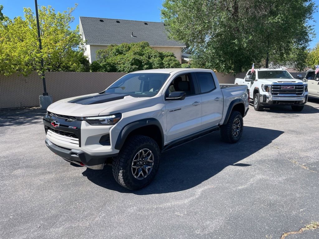 2026 Chevrolet Colorado ZR2 4WD's photo