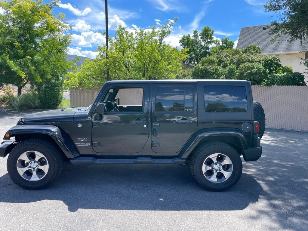 2017 Jeep Wrangler Unlimited Sahara - Photo 10