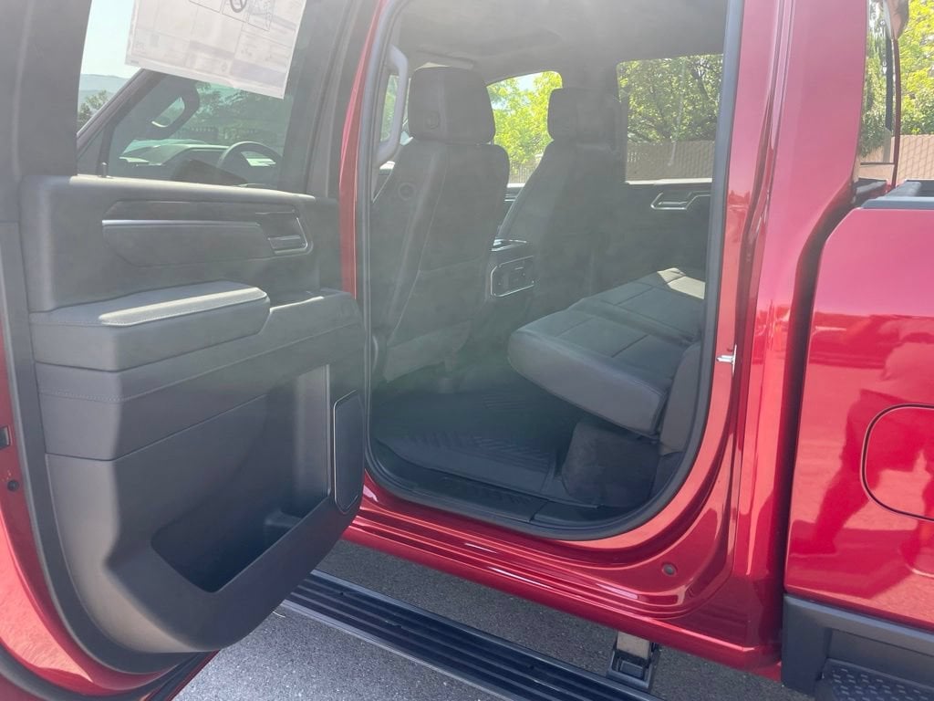 2026 Chevrolet Silverado 3500 HD LTZ - Photo 40