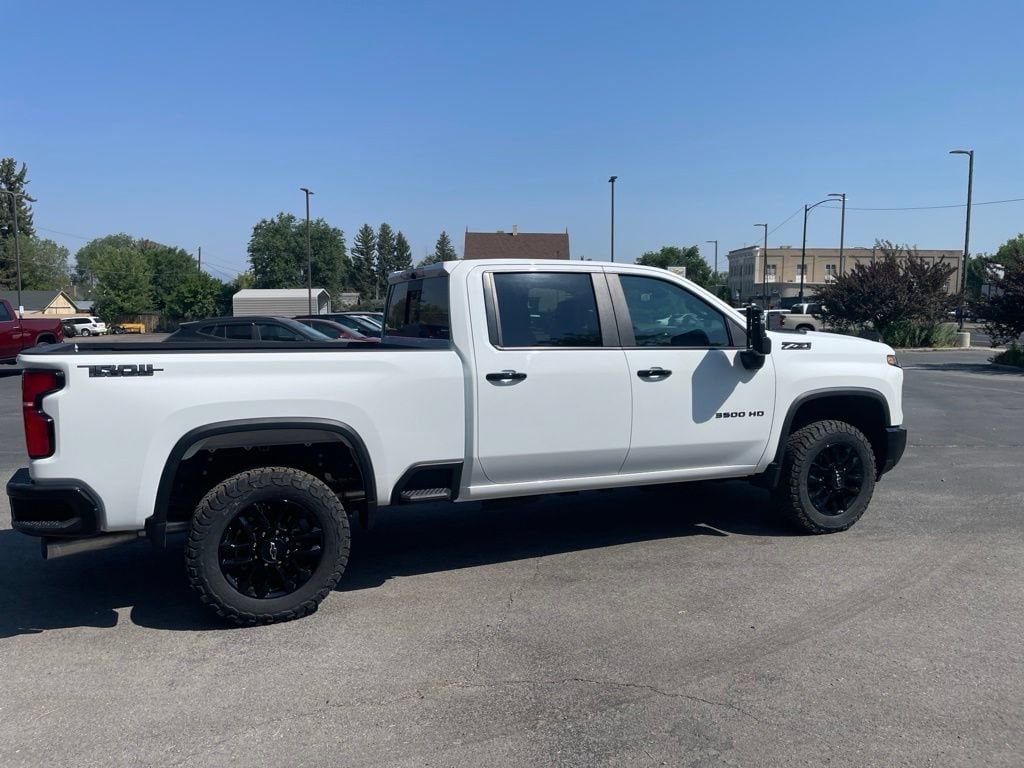 2026 Chevrolet Silverado 3500 HD LT - Photo 7