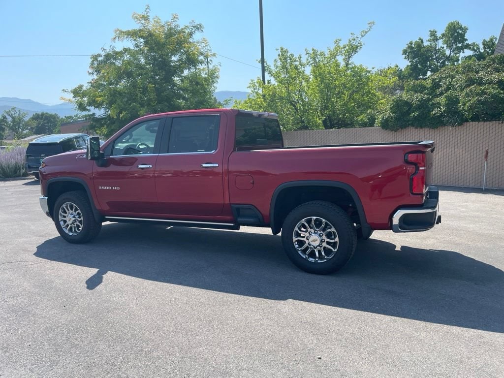2026 Chevrolet Silverado 3500 HD LTZ - Photo 15