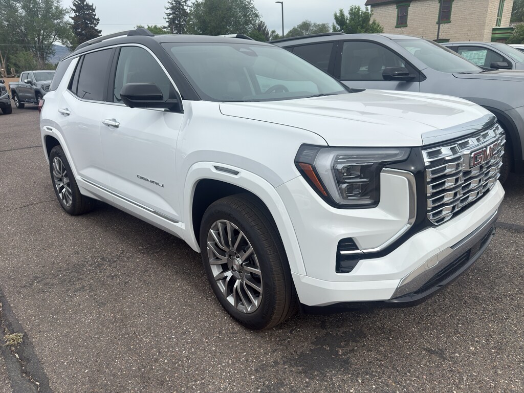 2026 Gmc Terrain Denali photo 2