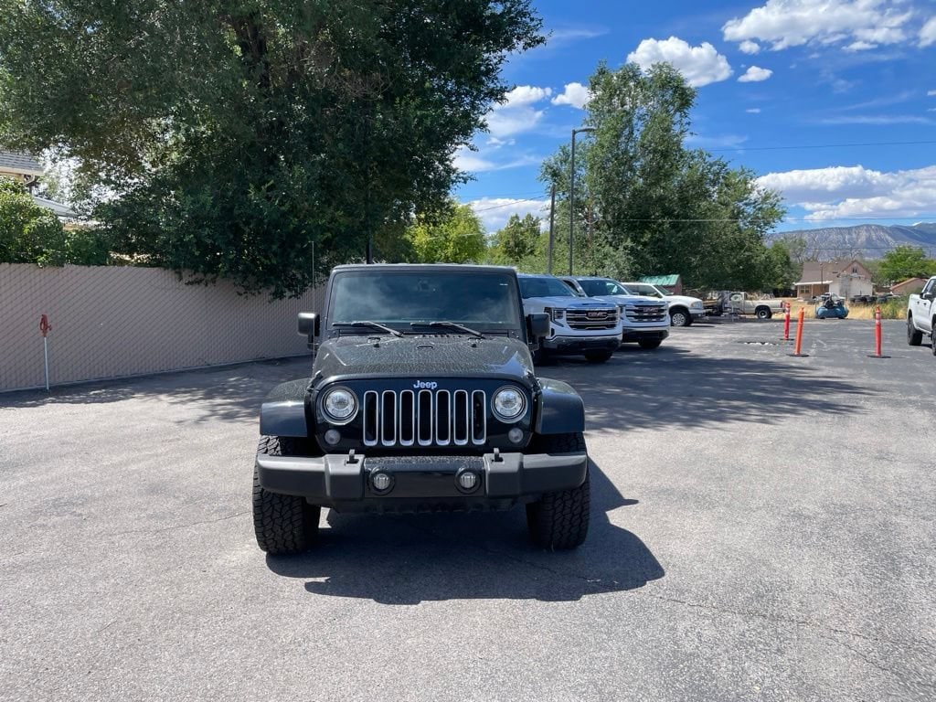 2017 Jeep Wrangler Unlimited Sahara - Photo 2
