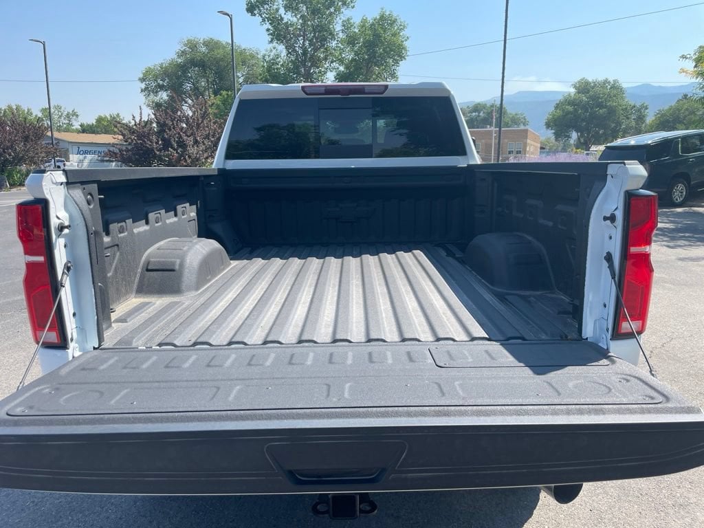 2026 Chevrolet Silverado 3500 HD LT - Photo 11