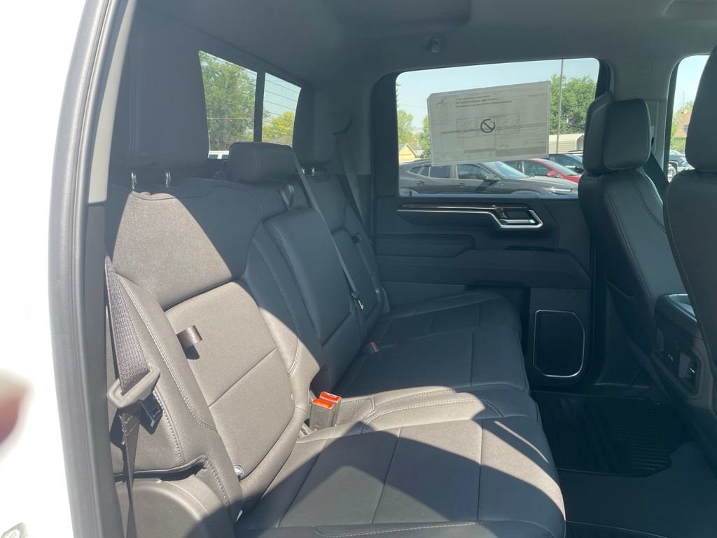 2026 Chevrolet Silverado 3500 HD LT - Photo 35
