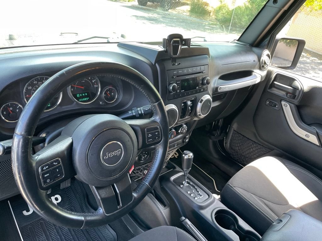 2017 Jeep Wrangler Unlimited Sahara - Photo 14