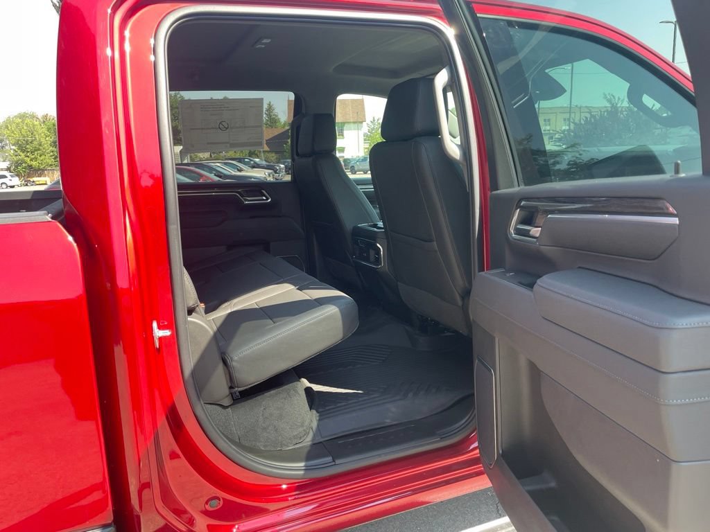 2026 Chevrolet Silverado 3500 HD LTZ - Photo 37