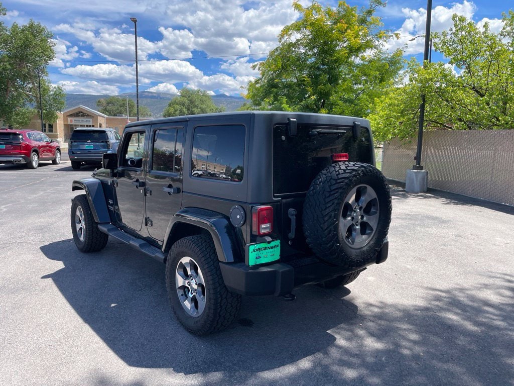 2017 Jeep Wrangler Unlimited Sahara - Photo 8