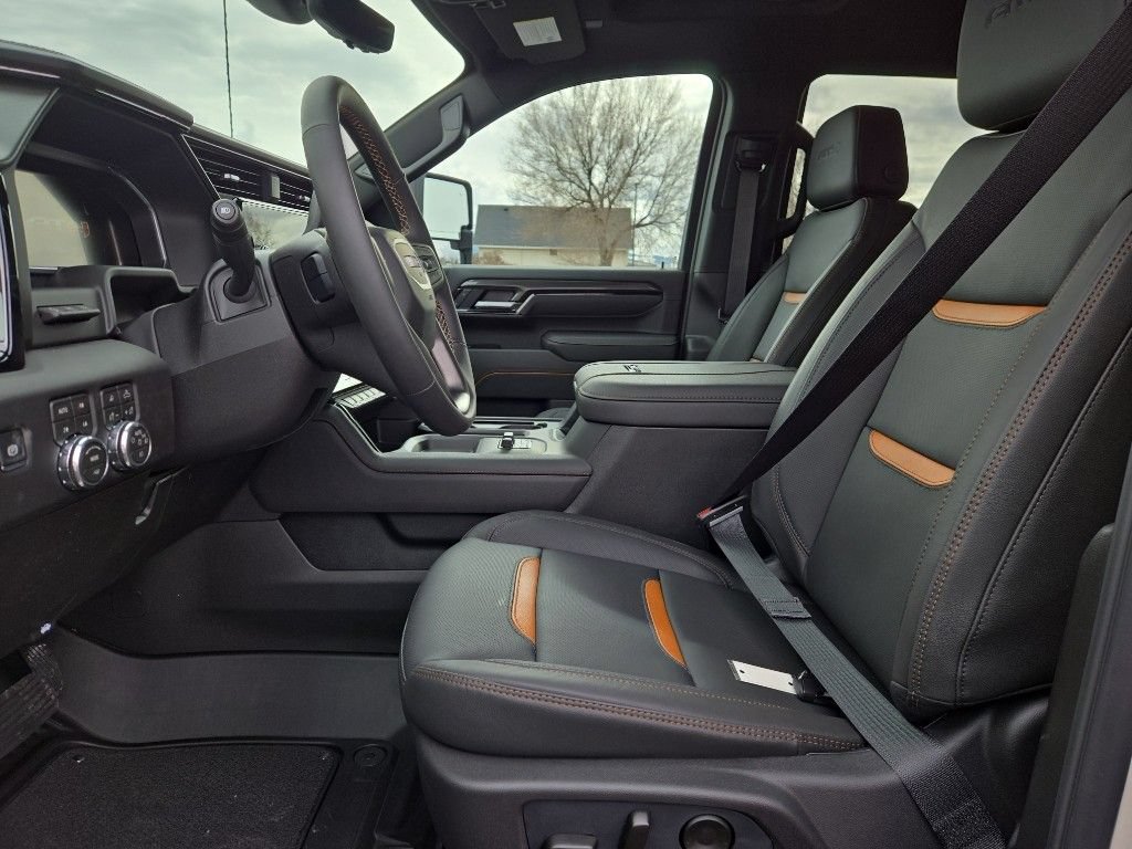 2026 GMC Sierra 3500HD AT4 - Photo 6