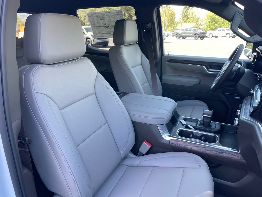 2026 GMC Sierra 1500 SLT - Photo 33