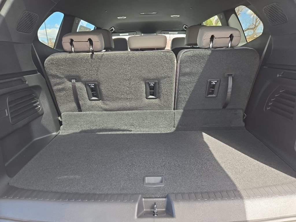 2026 GMC Acadia Elevation - Photo 7