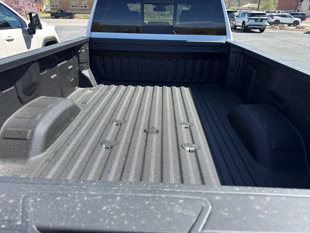 2026 GMC Sierra 3500HD SLT - Photo 8