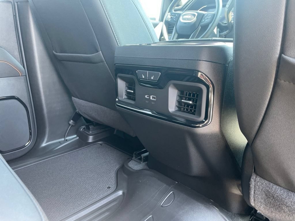 2026 GMC Sierra 3500HD AT4 - Photo 40