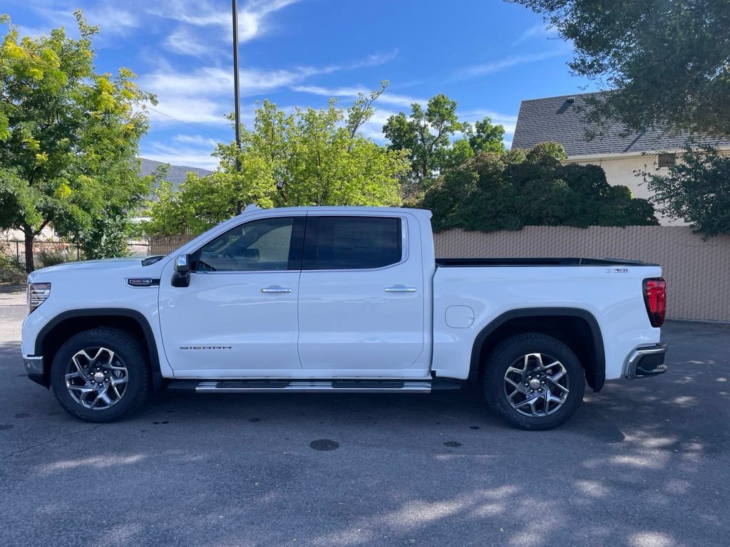 2026 GMC Sierra 1500 SLT - Photo 12