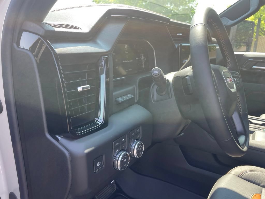 2026 GMC Sierra 3500HD AT4 - Photo 21