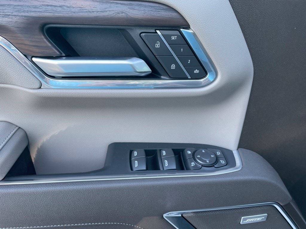 2026 GMC Sierra 1500 SLT - Photo 17