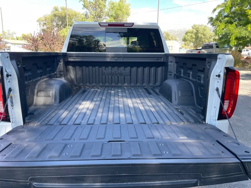 2026 GMC Sierra 1500 SLT - Photo 37
