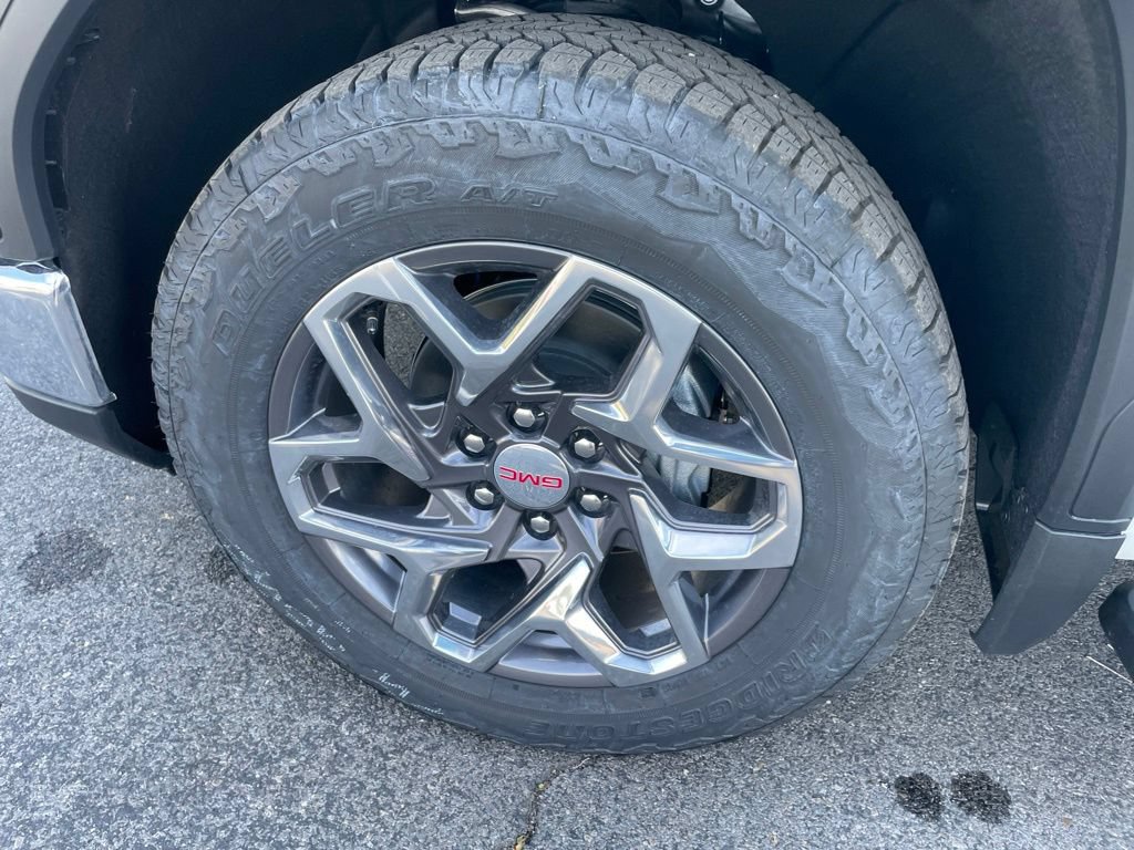 2026 GMC Sierra 1500 SLT - Photo 13