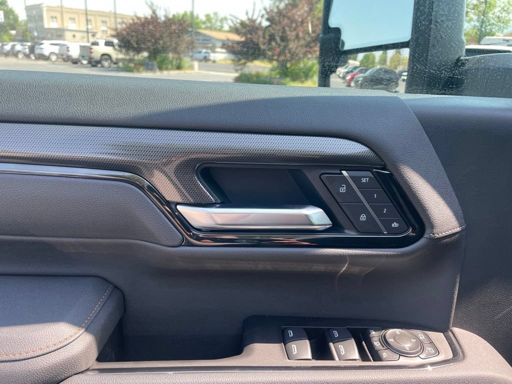 2026 GMC Sierra 3500HD AT4 - Photo 19