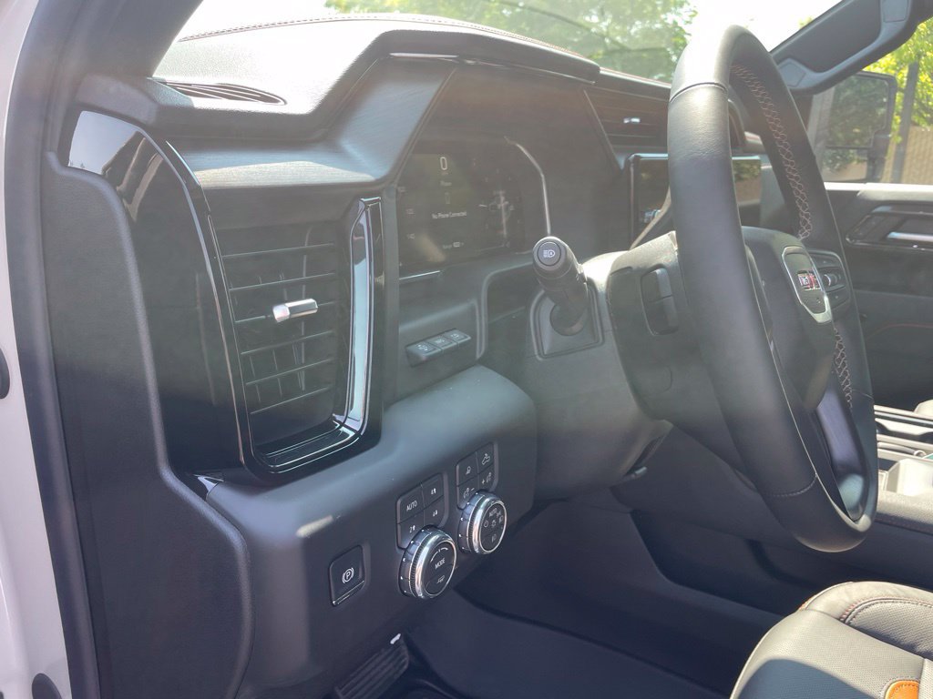 2026 GMC Sierra 3500HD AT4 - Photo 20