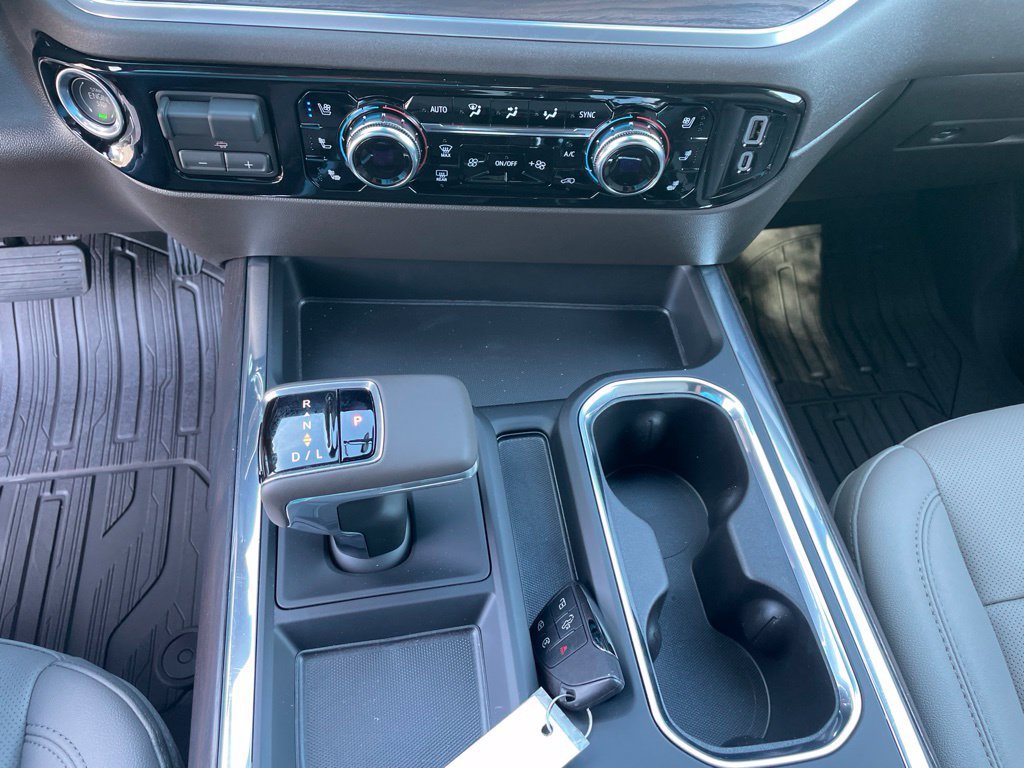 2026 GMC Sierra 1500 SLT - Photo 27