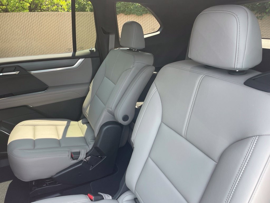 2026 GMC Acadia Elevation - Photo 31
