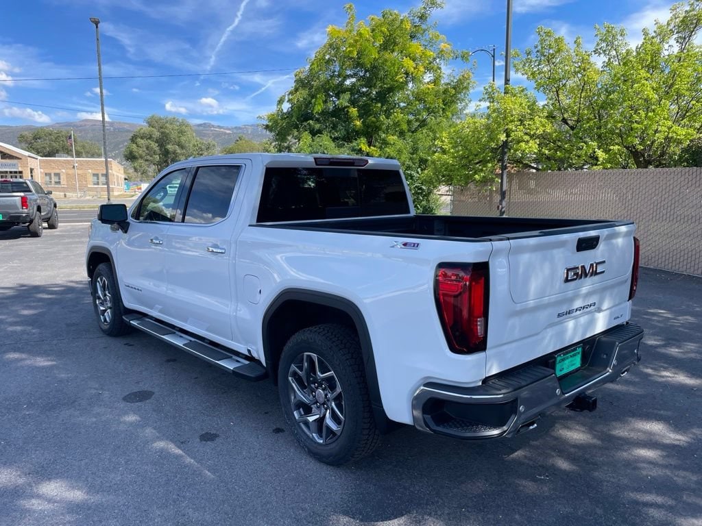 2026 GMC Sierra 1500 SLT - Photo 10