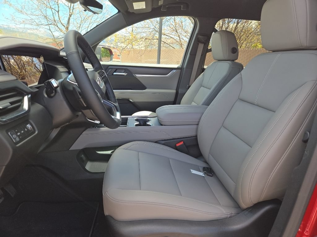 2026 GMC Acadia Elevation - Photo 8
