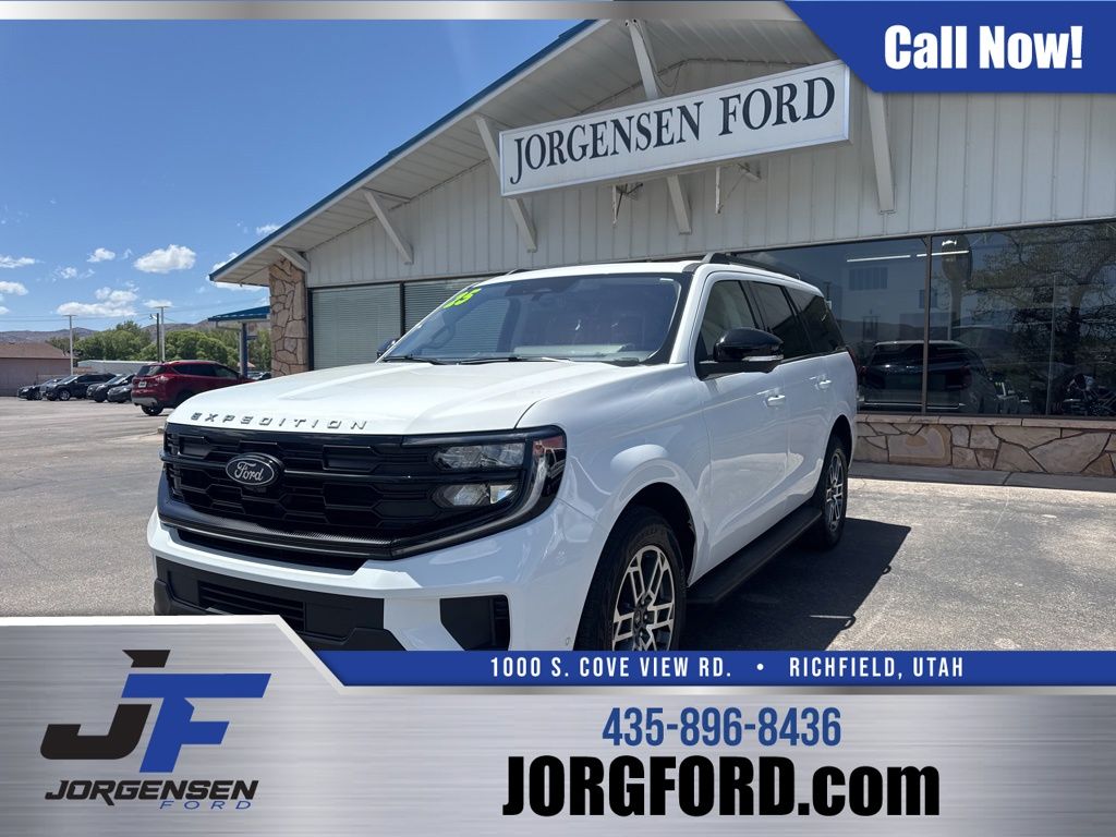 2025 Ford Expedition Active 4x4's photo
