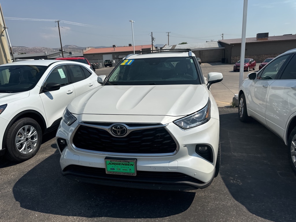 Used 2021 Toyota Highlander Limited with VIN 5TDDZRBH8MS089270 for sale in Richfield, UT