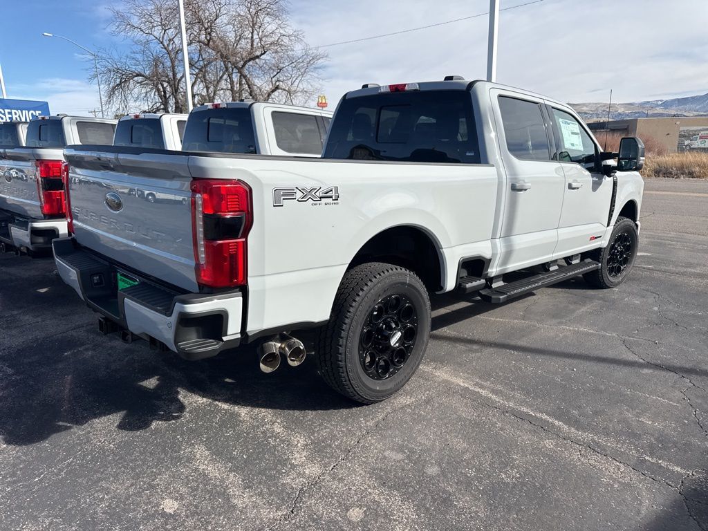 2026 Ford F-250 Super Duty Lariat - Photo 4