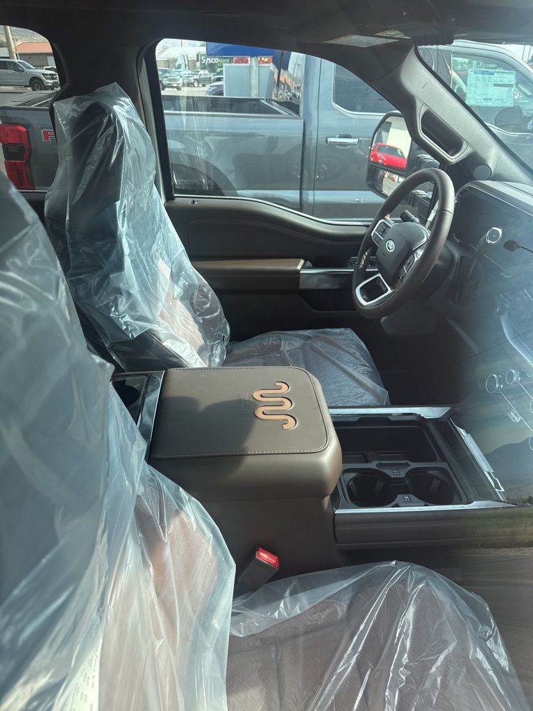 2025 Ford F-350 Super Duty King Ranch - Photo 6