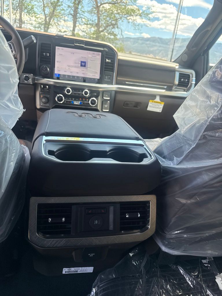 2025 Ford F-350 Super Duty King Ranch - Photo 18