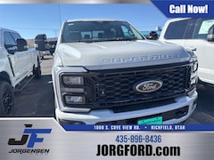 2025 Ford F-350SD Lariat Truck
