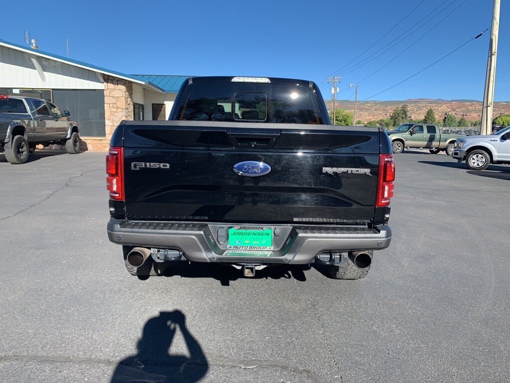 2017 Ford F-150 Raptor photo 4