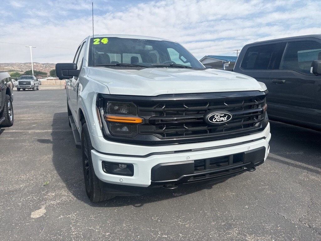 2024 Ford F-150 XLT photo 3