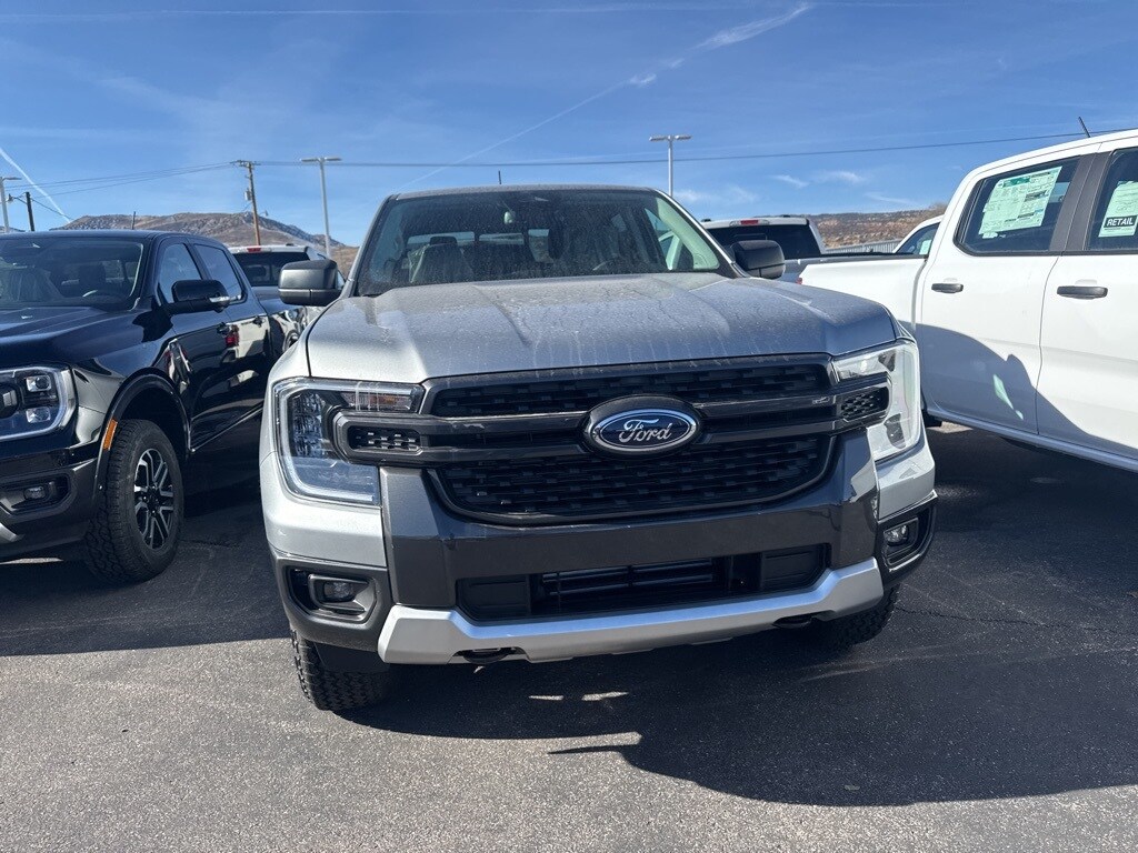 2024 Ford Ranger XLT photo 2