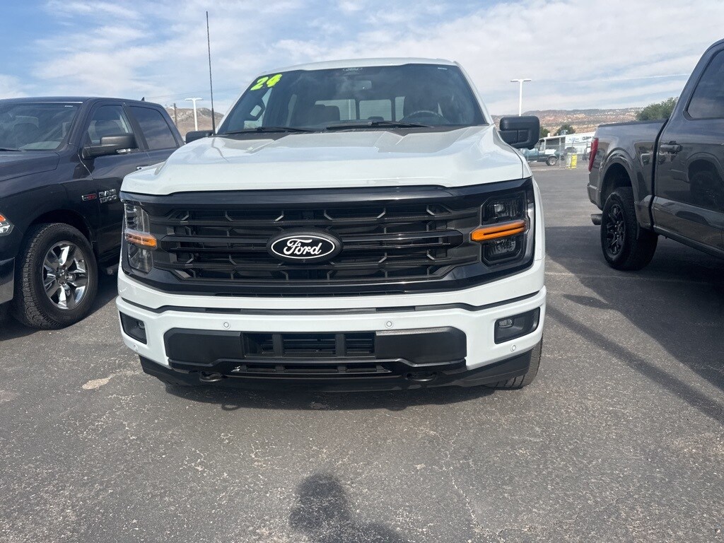 2024 Ford F-150 XLT photo 2