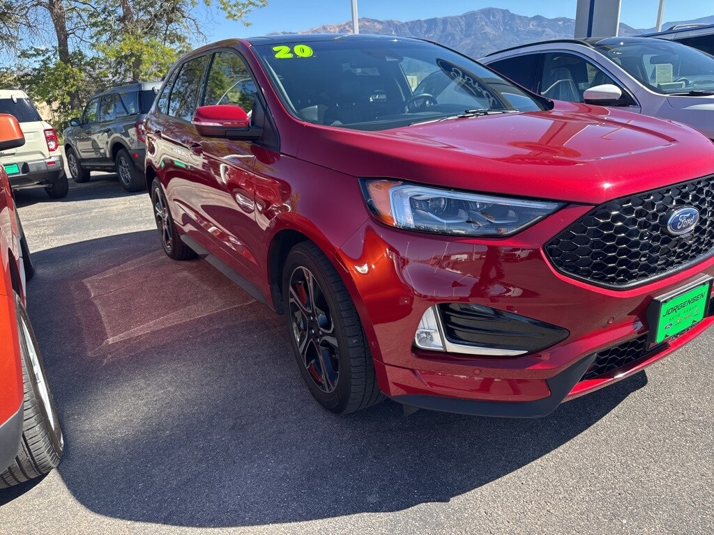 2020 Ford Edge ST photo 4