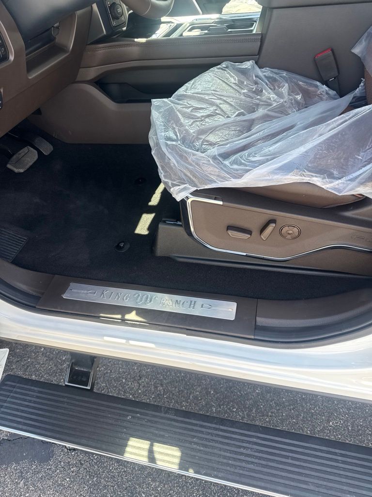 2025 Ford F-350 Super Duty King Ranch - Photo 13