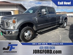 2022 Ford F-350SD Lariat Truck