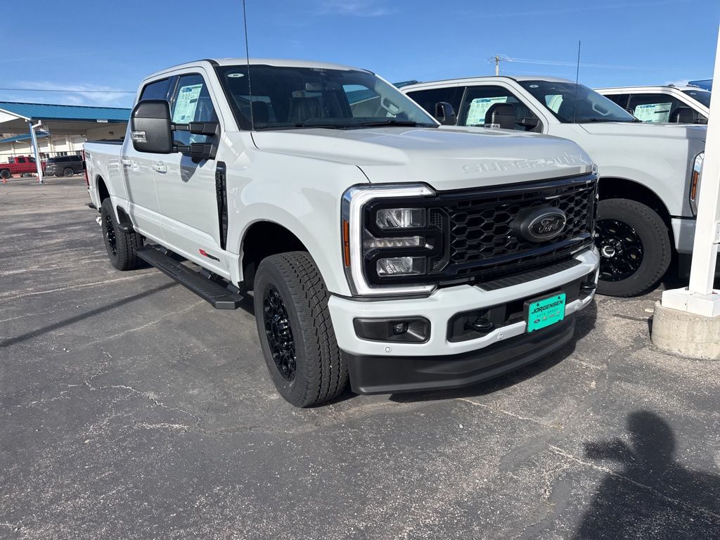 2026 Ford F-250 Super Duty Lariat - Photo 2