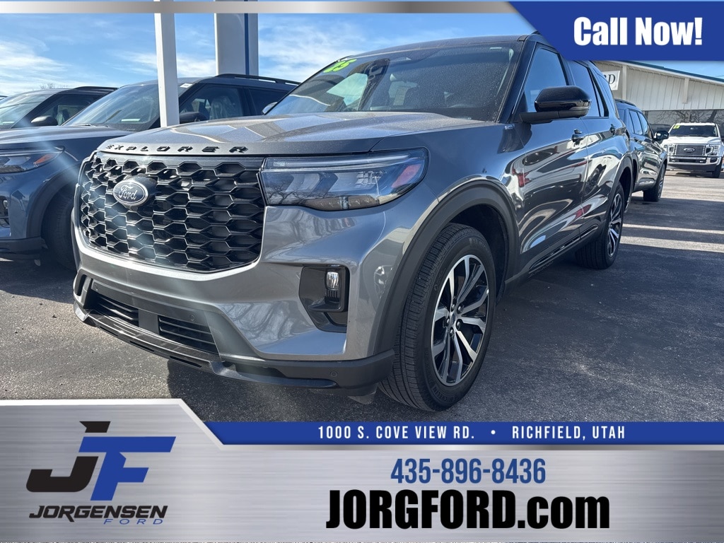 2025 Ford Explorer SUV 
