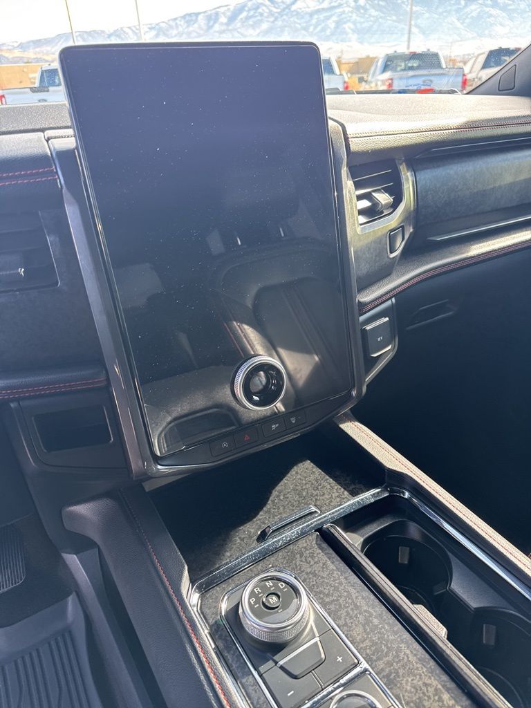 2022 Ford Expedition Limited - Photo 9