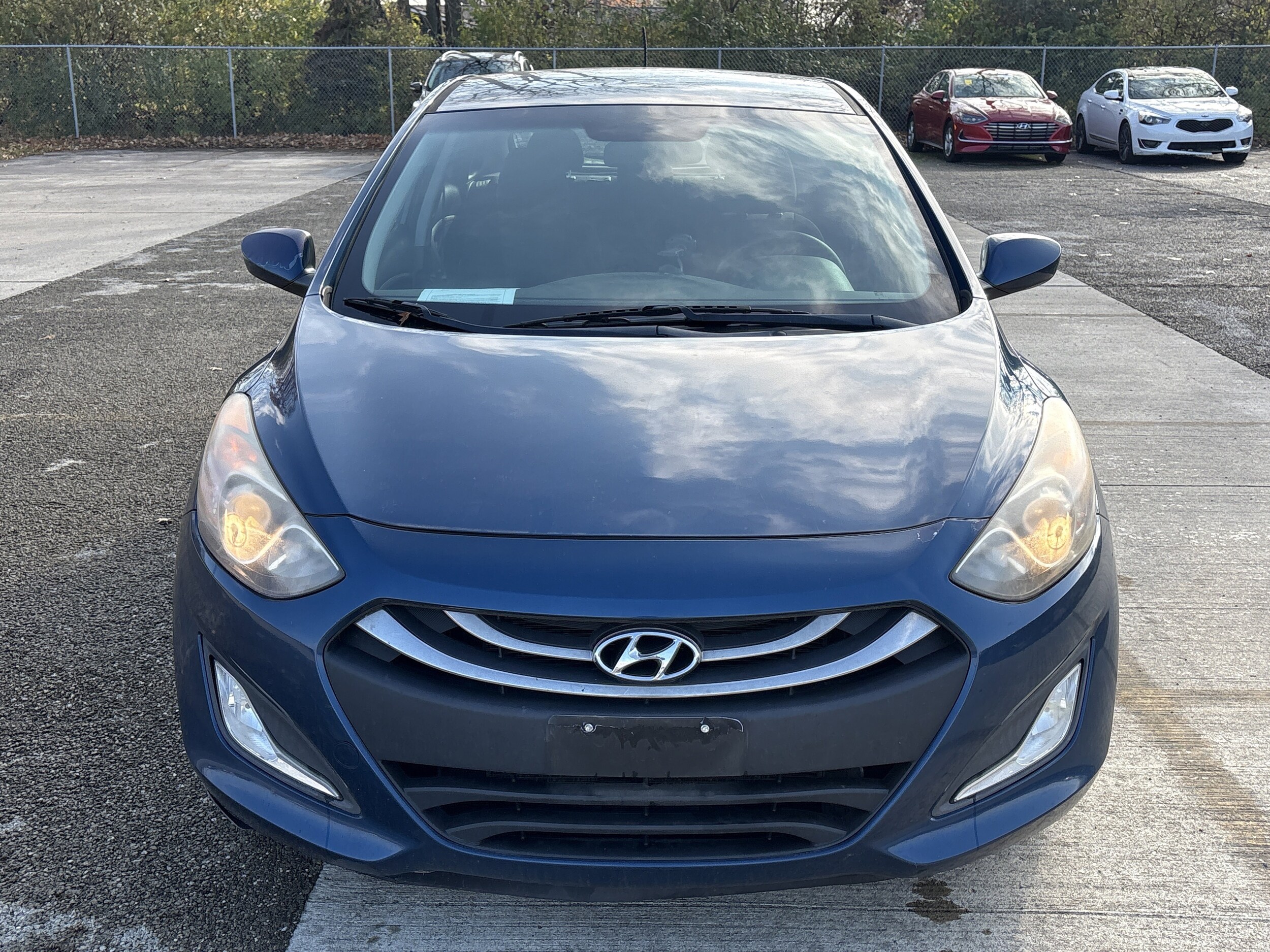 2014 Hyundai Elantra GT Base photo 2
