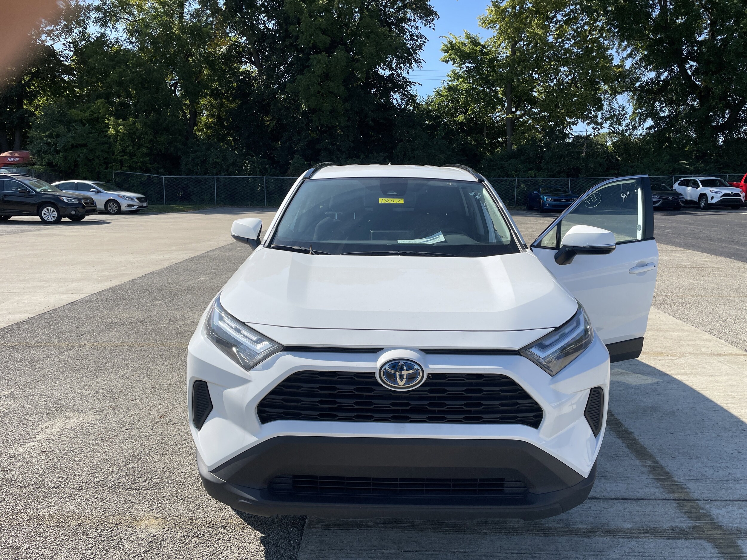 2024 Toyota RAV4 Hybrid XLE photo 2