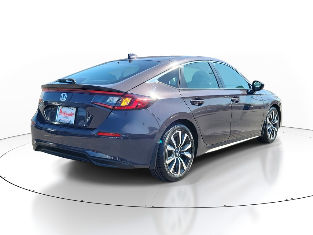 Used 2022 Honda Civic EX-L Hatchback